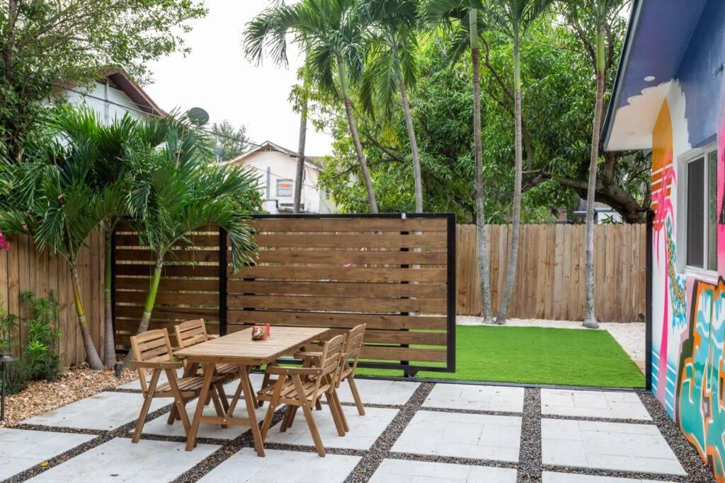 Casa Madeira @ The Heart Of Miami Design District Villa Eksteriør billede